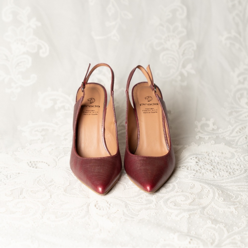Very Nice pink reflective heels